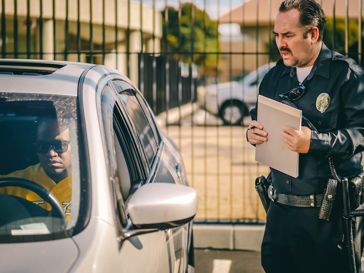 driver pulled over by policeman